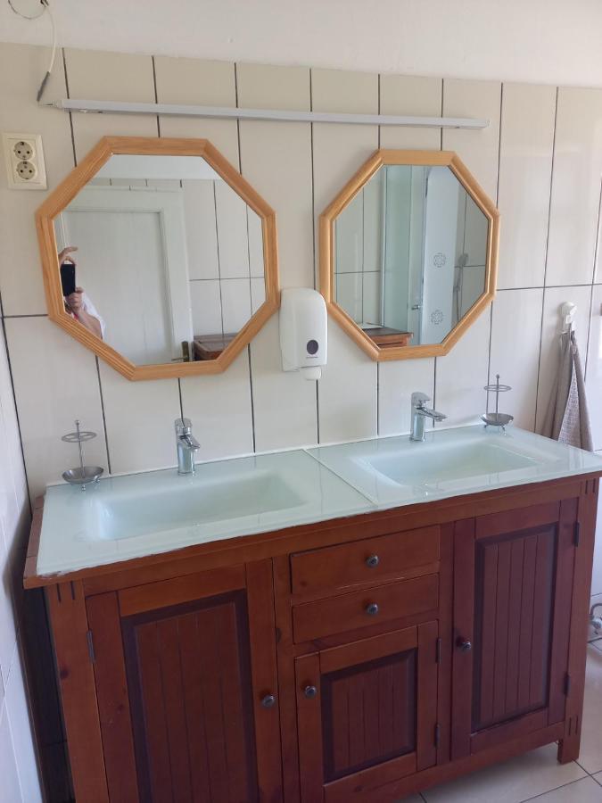 Holiday Home Lorraina Stivan ภายนอก รูปภาพ