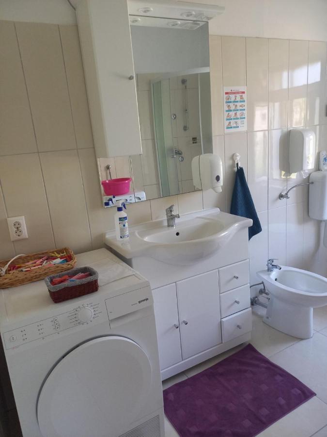 Holiday Home Lorraina Stivan ภายนอก รูปภาพ
