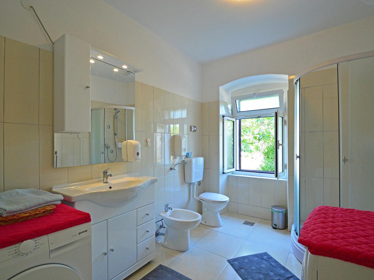 Holiday Home Lorraina Stivan ภายนอก รูปภาพ