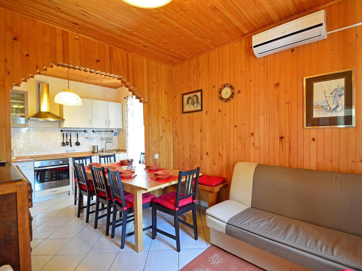 Holiday Home Lorraina Stivan ภายนอก รูปภาพ