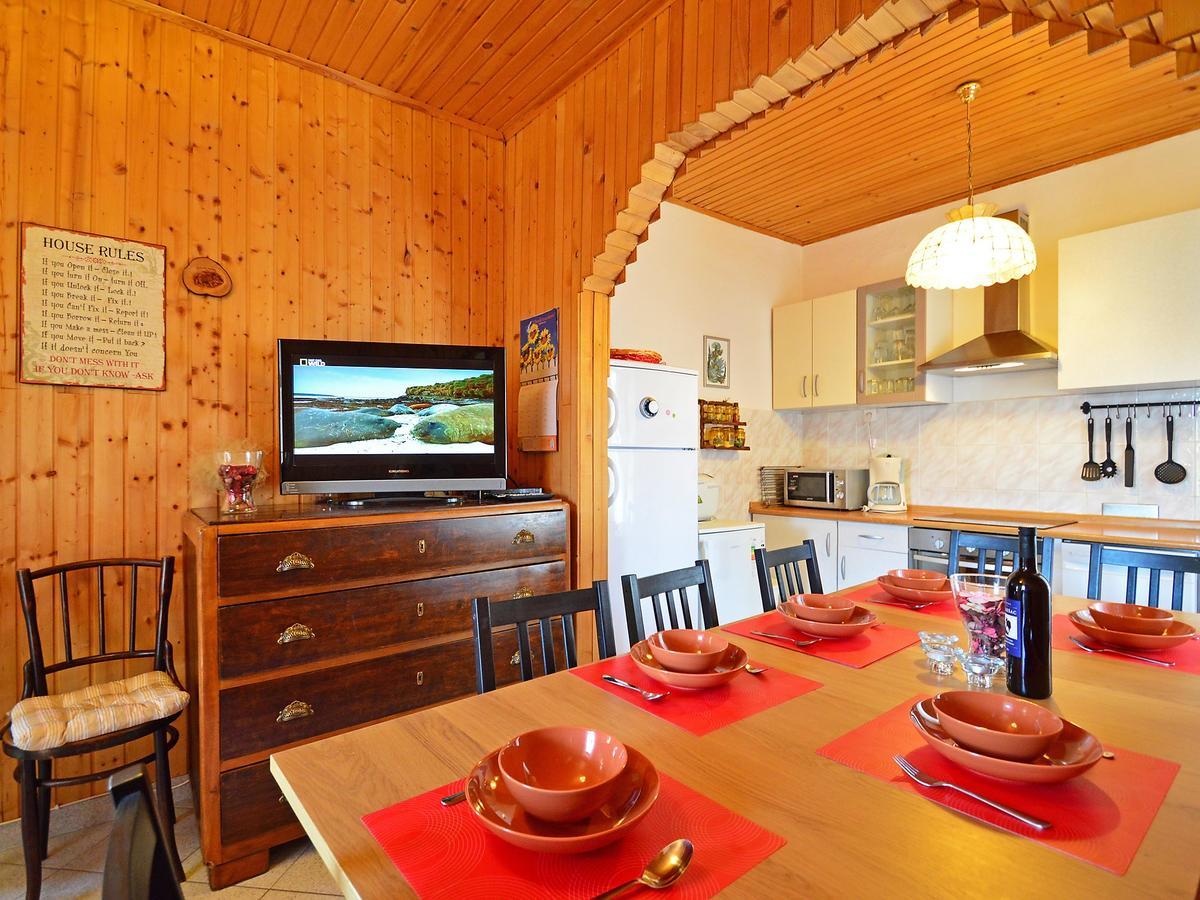 Holiday Home Lorraina Stivan ภายนอก รูปภาพ